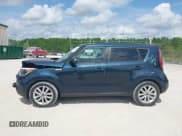 ✅ 2017 Kia Soul + • VIN: KNDJP3A55H7435403 • Lot: 42447651. Wystawiony na IAAI z przebiegiem 72 975 mil. Bezpłatny archiwum sprzedaży aukcyjnych z USA i szczegółowy raport historii pojazdu na DreamBid. Zdjęcie 14.