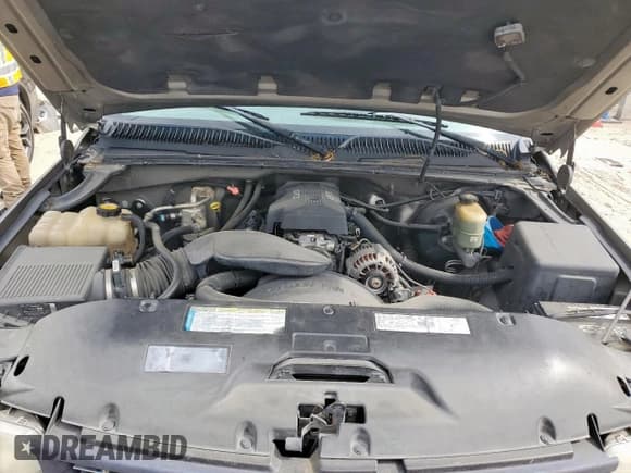 ✅ 2000 Chevrolet Silverado 1500 LT • VIN: 1GCEC19T9YZ295347 • Lot: 55779305. Wystawiony na Copart z przebiegiem 327 352 mil. Bezpłatny archiwum sprzedaży aukcyjnych z USA i szczegółowy raport historii pojazdu na DreamBid. Zdjęcie 11.