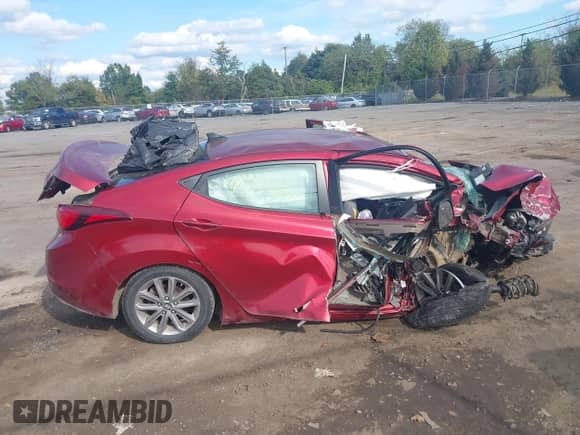 2016 Hyundai Elantra SE с VIN 5NPDH4AEXGH708524, выставлен на аукционе IAAI как лот 43324666 с пробегом Не указан миль и . История ставок и продаж доступна на DreamBid. Изображение 12.