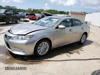 ✅ 2015 Lexus ES 330 • VIN: JTHBK1GG5F2174573 • Lot: 66624465. Listed on Copart with 155,934 mi. Free auction sales archive from the USA and detailed vehicle history report at DreamBid. Image 1.