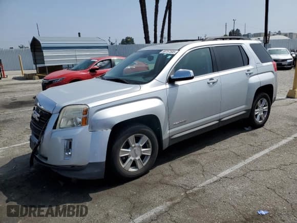 ✅ 2013 GMC Terrain SLE • VIN: 2GKFLSE34D6402900 • Лот: 58757305. Опубликован ранее на Copart с пробегом 94 785 миль. Бесплатный доступ к архиву аукционных продаж из США и подробный отчёт об истории автомобиля на DreamBid. Изображение 1.