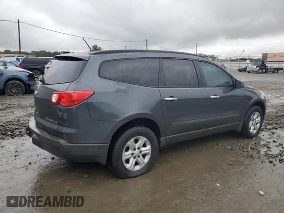 ✅ 2009 Chevrolet Traverse LS • VIN: 1GNER13D49S168099 • Lot: 73409734. Wystawiony na Copart z przebiegiem 179 169 mil. Bezpłatny archiwum sprzedaży aukcyjnych z USA i szczegółowy raport historii pojazdu na DreamBid. Zdjęcie 3.