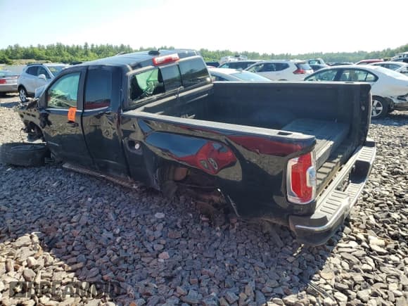 ✅ 2015 GMC Canyon 2WD SLE • VIN: 1GTH5BEA5F1190091 • Lot: 59672204. Listed on Copart with Not provided. Free auction sales archive from the USA and detailed vehicle history report at DreamBid. Image 2.