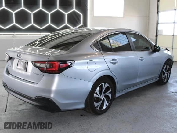 ✅ 2022 Subaru Legacy Premium • VIN: 4S3BWAD61N3015284 • Lot: 56418935. Wystawiony na Copart z przebiegiem 26 485 mil. Bezpłatny archiwum sprzedaży aukcyjnych z USA i szczegółowy raport historii pojazdu na DreamBid. Zdjęcie 3.