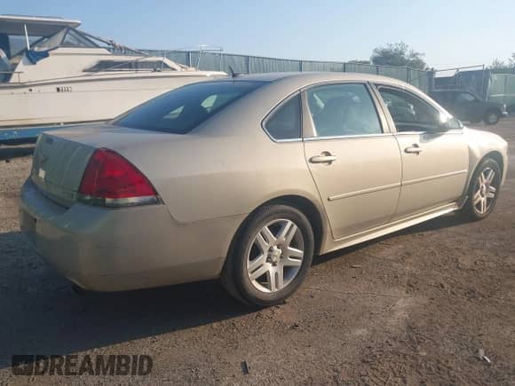 2012 Chevrolet Impala LT Fleet z VIN 2G1WG5E32C1102083, wystawiony jako IAAI lot #43367106 z przebiegiem 115 644 mil mil oraz . Historia ofert i sprzedaży dostępna na DreamBid. Obrazek 4.