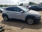 ✅ 2022 Hyundai Kona SEL • VIN: KM8K6CAB9NU829931 • Лот: 60655774. Опубликован ранее на Copart с пробегом 31 655 миль. Бесплатный доступ к архиву аукционных продаж из США и подробный отчёт об истории автомобиля на DreamBid. Изображение 4.