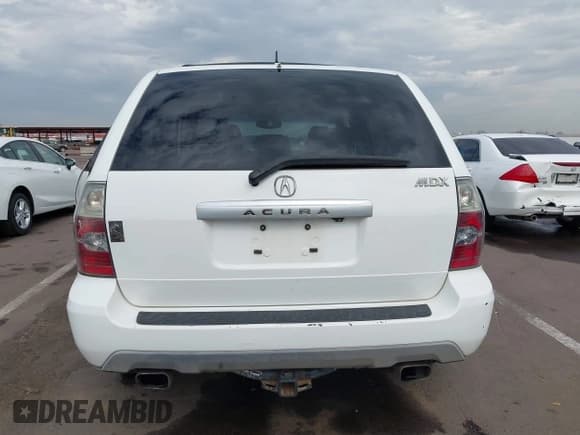 ✅ 2006 Acura MDX Touring • VIN: 2HNYD18996H516887 • Lot: 43430190. Listed on IAAI with 212,536 mi. Free auction sales archive from the USA and detailed vehicle history report at DreamBid. Image 16.