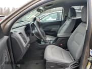 ✅ 2015 Chevrolet Colorado 4WD WT • VIN: 1GCGTAE30F1199407 • Лот: 50990715. Опубликован ранее на Copart с пробегом 117 330 миль. Бесплатный доступ к архиву аукционных продаж из США и подробный отчёт об истории автомобиля на DreamBid. Изображение 7.