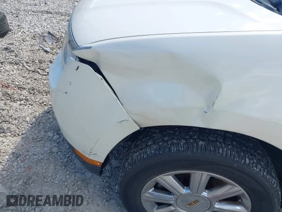 ✅ 2007 Lincoln MKX • VIN: 2LMDU88CX7BJ22585 • Lot: 42061572. Listed on IAAI with 148,029 mi. Free auction sales archive from the USA and detailed vehicle history report at DreamBid. Image 13.