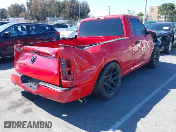 ✅ 2019 Ram 1500 Express • VIN: 3C6JR6AT3KG500844 • Lot: 41834021. Listed on IAAI with 37,462 mi. Free auction sales archive from the USA and detailed vehicle history report at DreamBid. Image 4.