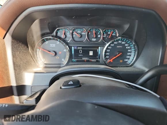 ✅ 2017 Chevrolet Silverado 2500HD High Country • VIN: 1GC1KXEYXHF213651 • Лот: 71028285. Опубликован ранее на Copart с пробегом 82 693 миль. Бесплатный доступ к архиву аукционных продаж из США и подробный отчёт об истории автомобиля на DreamBid. Изображение 9.