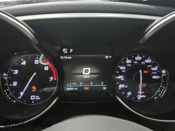 ✅ 2022 Alfa Romeo Giulia Ti • VIN: ZARFAMBN5N7656772 • Lot: 67792545. Wystawiony na Copart z przebiegiem 36 041 mil. Bezpłatny archiwum sprzedaży aukcyjnych z USA i szczegółowy raport historii pojazdu na DreamBid. Zdjęcie 9.