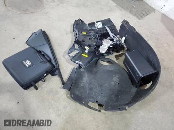 2025 Hyundai Santa Fe SEL с VIN 5NMP2DGL8SH122446, выставлен на аукционе Copart как лот 58886975 с пробегом 6 400 миль миль и Списание • Salvage title. История ставок и продаж доступна на DreamBid. Изображение 13.