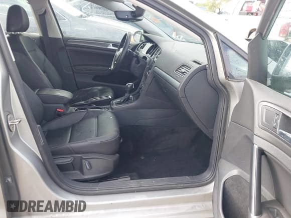 ✅ 2020 Volkswagen Golf TSI • VIN: 3VWG57AU1LM002459 • Lot: 43113436. Listed on IAAI with 64,009 mi. Free auction sales archive from the USA and detailed vehicle history report at DreamBid. Image 5.