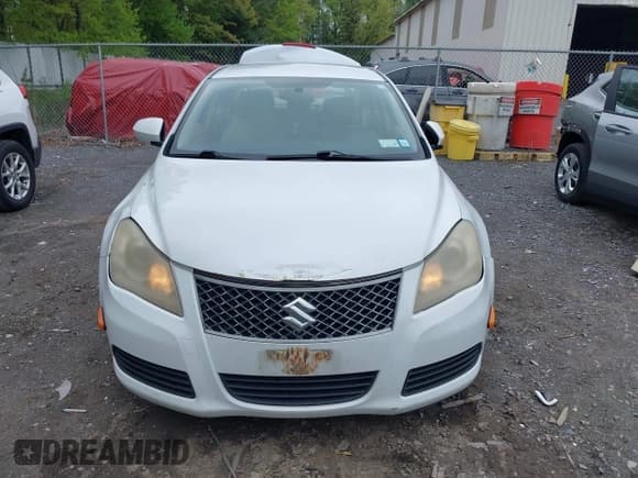 ✅ 2012 Suzuki Kizashi S • VIN: JS2RF9A15C6100734 • Лот: 42251825. Опубликован ранее на IAAI с пробегом 169 450 миль. Бесплатный доступ к архиву аукционных продаж из США и подробный отчёт об истории автомобиля на DreamBid. Изображение 12.