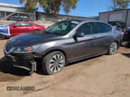 ✅ 2015 Honda Accord • VIN: 1HGCR6F32FA002151 • Лот: 67404445. Опубликован ранее на Copart с пробегом 187 654 миль. Бесплатный доступ к архиву аукционных продаж из США и подробный отчёт об истории автомобиля на DreamBid. Изображение 1.