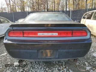 ✅ 2009 Dodge Challenger R/T • VIN: 2B3LJ54T39H636451 • Lot: 80472494. Wystawiony na Copart z przebiegiem 188 254 mil. Bezpłatny archiwum sprzedaży aukcyjnych z USA i szczegółowy raport historii pojazdu na DreamBid. Zdjęcie 6.