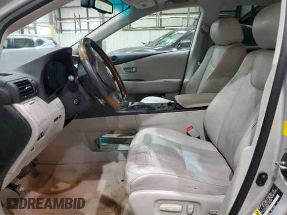 ✅ 2011 Lexus RX 350 • VIN: 2T2BK1BAXBC095170 • Lot: 92491805. Listed on Copart with Not provided. Free auction sales archive from the USA and detailed vehicle history report at DreamBid. Image 7.