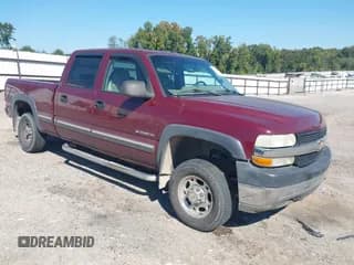 ✅ 2002 Chevrolet Silverado 2500HD LS • VIN: 1GCHC23U32F120105 • Лот: 43413786. Опубликован ранее на IAAI с пробегом 246 321 миль. Бесплатный доступ к архиву аукционных продаж из США и подробный отчёт об истории автомобиля на DreamBid. Изображение 1.