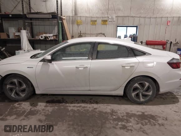 ✅ 2019 Honda Insight LX • VIN: 19XZE4F12KE002987 • Lot: 43828741. Listed on IAAI with 147,137 mi. Free auction sales archive from the USA and detailed vehicle history report at DreamBid. Image 15.