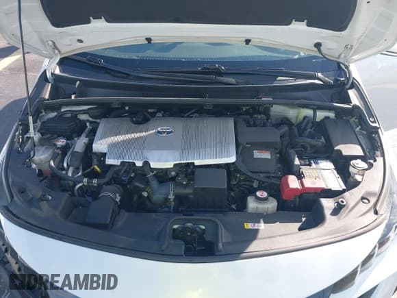 ✅ 2021 Toyota Prius XLE • VIN: JTDKAMFP2M3181138 • Lot: 43818185. Listed on IAAI with 103,925 mi. Free auction sales archive from the USA and detailed vehicle history report at DreamBid. Image 10.