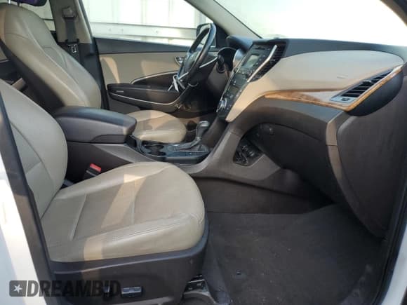 ✅ 2015 Hyundai Santa Fe • VIN: 5XYZU3LAXFG259938 • Лот: 80260225. Опубликован ранее на Copart с пробегом 153 288 миль. Бесплатный доступ к архиву аукционных продаж из США и подробный отчёт об истории автомобиля на DreamBid. Изображение 7.