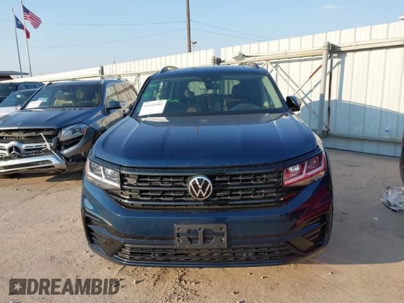 ✅ 2023 Volkswagen Atlas SEL R-Line Black • VIN: 1V2SR2CA9PC544552 • Lot: 43343564. Listed on IAAI with 82,486 mi. Free auction sales archive from the USA and detailed vehicle history report at DreamBid. Image 12.