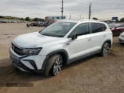 ✅ 2022 Volkswagen Taos SE • VIN: 3VVPX7B25NM081133 • Lot: 89863895. Listed on Copart with 22,108 mi. Free auction sales archive from the USA and detailed vehicle history report at DreamBid. Image 1.