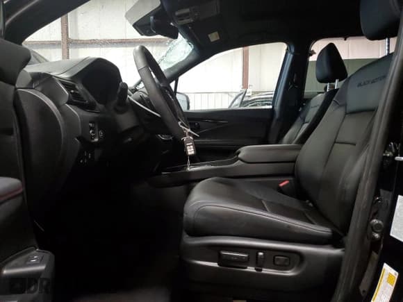 ✅ 2024 Honda Passport Black Edition • VIN: 5FNYF8H88RB023986 • Lot: 62660175. Listed on Copart with 16,304 mi. Free auction sales archive from the USA and detailed vehicle history report at DreamBid. Image 7.