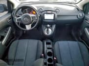 ✅ 2011 Mazda 2 Touring • VIN: JM1DE1HY6B0116048 • Лот: 93431515. Опубликован ранее на Copart с пробегом 164 939 миль. Бесплатный доступ к архиву аукционных продаж из США и подробный отчёт об истории автомобиля на DreamBid. Изображение 8.