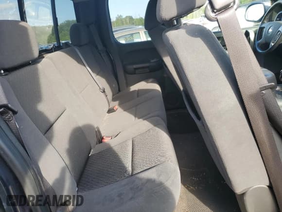 ✅ 2008 Chevrolet Silverado 2500HD 1LT • VIN: 1GCHK29K38E175855 • Lot: 71633335. Wystawiony na Copart z przebiegiem 94 480 mil. Bezpłatny archiwum sprzedaży aukcyjnych z USA i szczegółowy raport historii pojazdu na DreamBid. Zdjęcie 10.