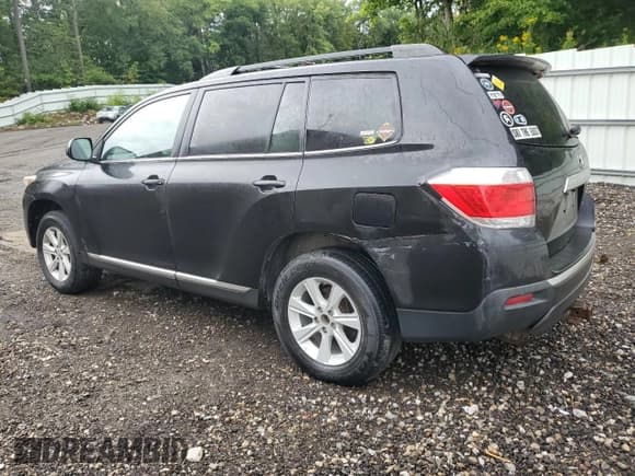 ✅ 2012 Toyota Highlander SE • VIN: 5TDBK3EH9CS125308 • Lot: 69523965. Listed on Copart with 163,190 mi. Free auction sales archive from the USA and detailed vehicle history report at DreamBid. Image 2.