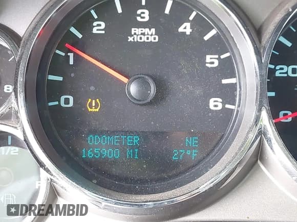 ✅ 2010 Chevrolet Silverado 1500 LT • VIN: 1GCPKSE06AZ196228 • Lot: 41619385. Listed on IAAI with 165,900 mi. Free auction sales archive from the USA and detailed vehicle history report at DreamBid. Image 16.