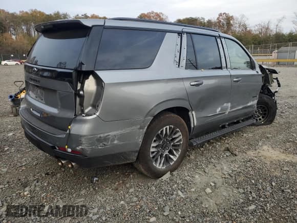 ✅ 2025 Chevrolet Tahoe Z71 • VIN: 1GNS6PRD3SR285613 • Lot: 92163585. Listed on Copart with 7,894 mi. Free auction sales archive from the USA and detailed vehicle history report at DreamBid. Image 3.