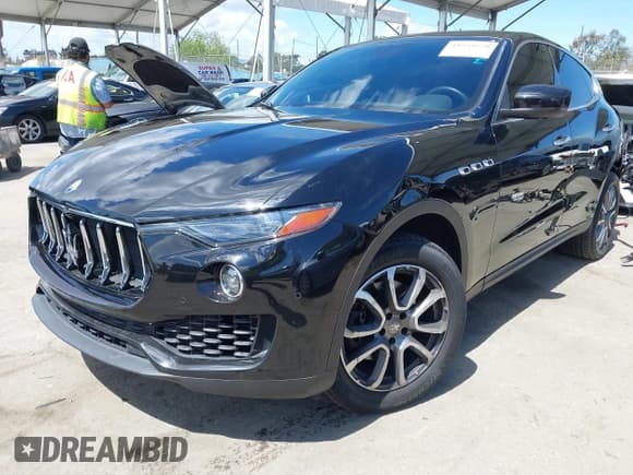 ✅ 2018 Maserati Levante • VIN: ZN661XUAXJX301224 • Лот: 41939558. Опубликован ранее на IAAI с пробегом 71 090 миль. Бесплатный доступ к архиву аукционных продаж из США и подробный отчёт об истории автомобиля на DreamBid. Изображение 17.