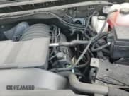 ✅ 2025 Chevrolet Silverado 2500HD Custom • VIN: 1GC4KME75SF152185 • Lot: 84746635. Wystawiony na Copart z przebiegiem 5 317 mil. Bezpłatny archiwum sprzedaży aukcyjnych z USA i szczegółowy raport historii pojazdu na DreamBid. Zdjęcie 15.