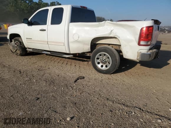 ✅ 2011 GMC Sierra 1500 SLE • VIN: 1GTR1VEA7BZ100372 • Lot: 80681925. Wystawiony na Copart z przebiegiem 170 963 mil. Bezpłatny archiwum sprzedaży aukcyjnych z USA i szczegółowy raport historii pojazdu na DreamBid. Zdjęcie 2.