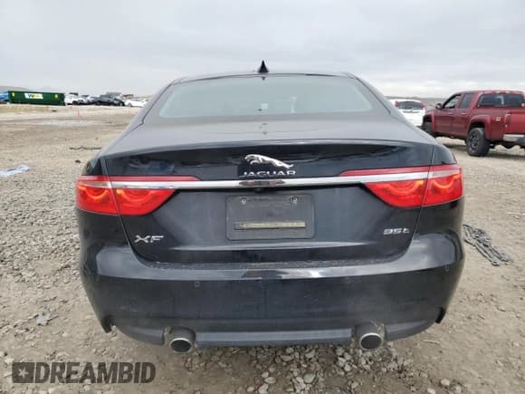 ✅ 2016 Jaguar XF 35t Premium • VIN: SAJBD4BV8GCY20981 • Lot: 93753555. Listed on Copart with 92,526 mi. Free auction sales archive from the USA and detailed vehicle history report at DreamBid. Image 6.