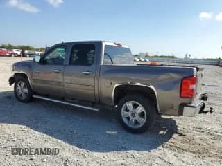 ✅ 2012 Chevrolet Silverado 1500 LT • VIN: 3GCPCSE02CG304473 • Lot: 87479195. Wystawiony na Copart z przebiegiem 154 524 mil. Bezpłatny archiwum sprzedaży aukcyjnych z USA i szczegółowy raport historii pojazdu na DreamBid. Zdjęcie 2.