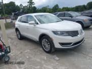 ✅ 2017 Lincoln MKX Select • VIN: 2LMPJ6KP4HBL18254 • Лот: 42771053. Опубликован ранее на IAAI с пробегом 63 994 миль. Бесплатный доступ к архиву аукционных продаж из США и подробный отчёт об истории автомобиля на DreamBid. Изображение 1.