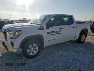 ✅ 2019 GMC Sierra 1500 • VIN: 3GTP8AEF1KG101184 • Лот: 85574615. Опубликован ранее на Copart с пробегом 141 697 миль. Бесплатный доступ к архиву аукционных продаж из США и подробный отчёт об истории автомобиля на DreamBid. Изображение 1.