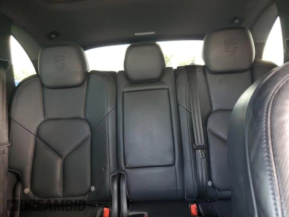 ✅ 2014 Porsche Cayenne • VIN: WP1AA2A27ELA90667 • Lot: 57790635. Listed on Copart with 121,750 mi. Free auction sales archive from the USA and detailed vehicle history report at DreamBid. Image 10.