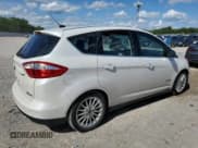 ✅ 2013 Ford C-Max SEL • VIN: 1FADP5BUXDL550875 • Лот: 55679315. Опубликован ранее на Copart с пробегом 105 889 миль. Бесплатный доступ к архиву аукционных продаж из США и подробный отчёт об истории автомобиля на DreamBid. Изображение 3.