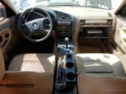 ✅ 1997 BMW 3 Series 318i • VIN: WBACC0320VEK23552 • Lot: 50094105. Wystawiony na Copart z przebiegiem 208 450 mil. Bezpłatny archiwum sprzedaży aukcyjnych z USA i szczegółowy raport historii pojazdu na DreamBid. Zdjęcie 8.