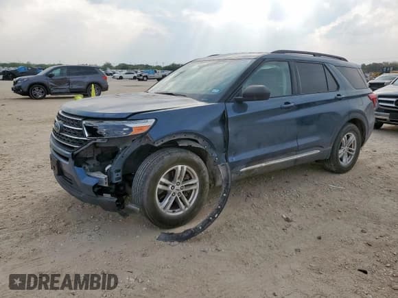 ✅ 2020 Ford Explorer XLT • VIN: 1FMSK7DH1LGB41369 • Лот: 93650525. Опубликован ранее на Copart с пробегом 130 090 миль. Бесплатный доступ к архиву аукционных продаж из США и подробный отчёт об истории автомобиля на DreamBid. Изображение 1.
