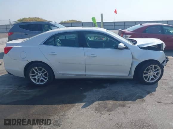 2015 Chevrolet Malibu LT with VIN 1G11C5SL7FF232447, listed as a IAAI auction lot 43198054 with 154,279 mi miles and . Bid and sale history available at DreamBid. Image 13.
