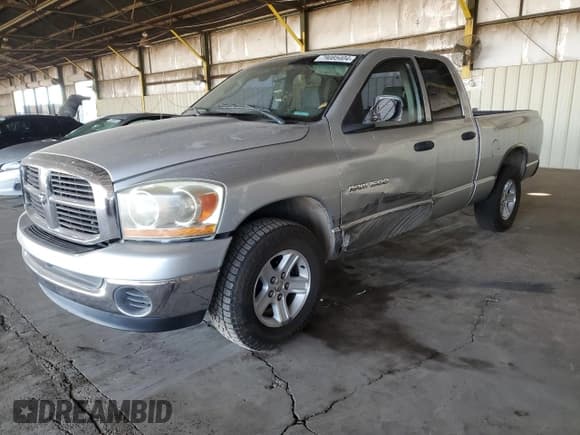 ✅ 2006 Dodge 1500 SLT • VIN: 1D7HA18266S594611 • Лот: 79085404. Опубликован ранее на Copart с пробегом 243 076 миль. Бесплатный доступ к архиву аукционных продаж из США и подробный отчёт об истории автомобиля на DreamBid. Изображение 1.
