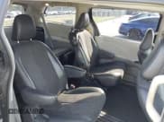 ✅ 2012 Toyota Sienna SE • VIN: 5TDXK3DCXCS258915 • Lot: 42884001. Listed on IAAI with 282,094 mi. Free auction sales archive from the USA and detailed vehicle history report at DreamBid. Image 8.