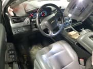 ✅ 2018 Chevrolet Suburban LT • VIN: 1GNSKHKCXJR115671 • Lot: 63240094. Wystawiony na Copart z przebiegiem 112 961 mil. Bezpłatny archiwum sprzedaży aukcyjnych z USA i szczegółowy raport historii pojazdu na DreamBid. Zdjęcie 8.