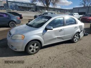 ✅ 2008 Chevrolet Aveo LT • VIN: KL1TG56658B261388 • Lot: 45560525. Wystawiony na Copart z przebiegiem 104 915 mil. Bezpłatny archiwum sprzedaży aukcyjnych z USA i szczegółowy raport historii pojazdu na DreamBid. Zdjęcie 1.